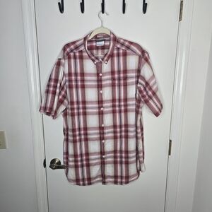 Columbia Red and White Casual Button Down Shirt XLT